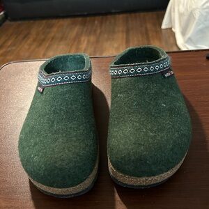 Haflinger Forest Wool Clogs with Decorative Trim, women’s size 7 1/2 or Euro 38